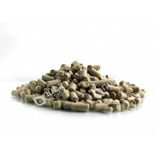 Pellet (granulat) w kolorze brązowo-zielonym