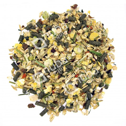 Mieszanka pelletu i innych drobnych składników paszy