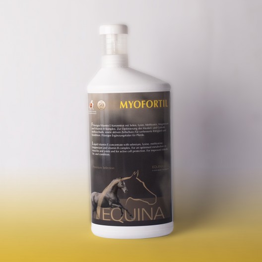 Equina Myofortil 1000ml – biała butelka z pompką, płynny koncentrat witaminy E z selenem i aminokwasami wspierający mięśnie i stawy koni, seria Premium Selection