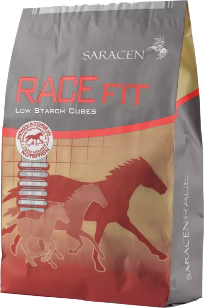 Saracen RaceFit Cubes 20 kg - pasza dla koni wyścigowych o niskiej zawartości skrobi
